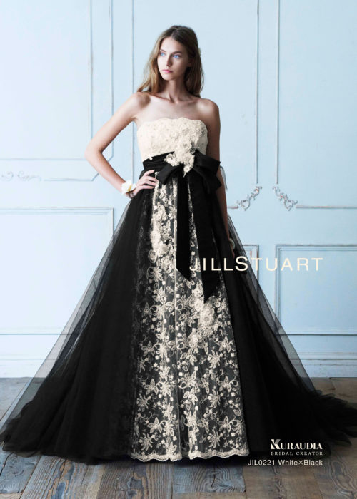 jil_0221_WhitexBlack